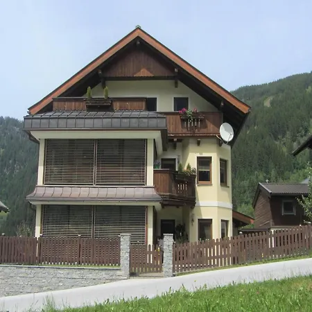 Flat In With A Balcony * Krimml