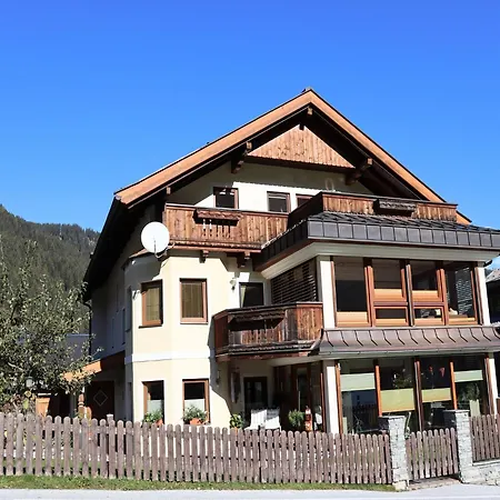 Flat In With A Balcony *